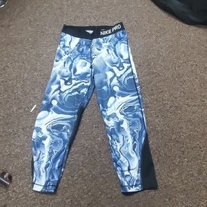 Blue marble slightly cropped nike pro leggings